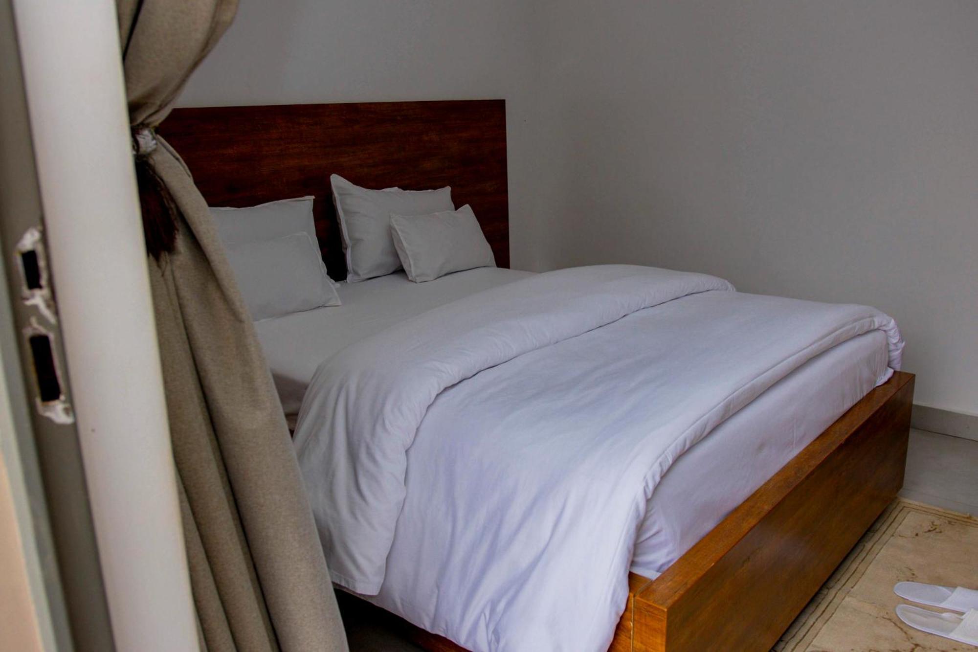Ally Ngali Motel Kigali Buitenkant foto